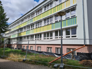 Blick &uuml;ber den Bauzaun